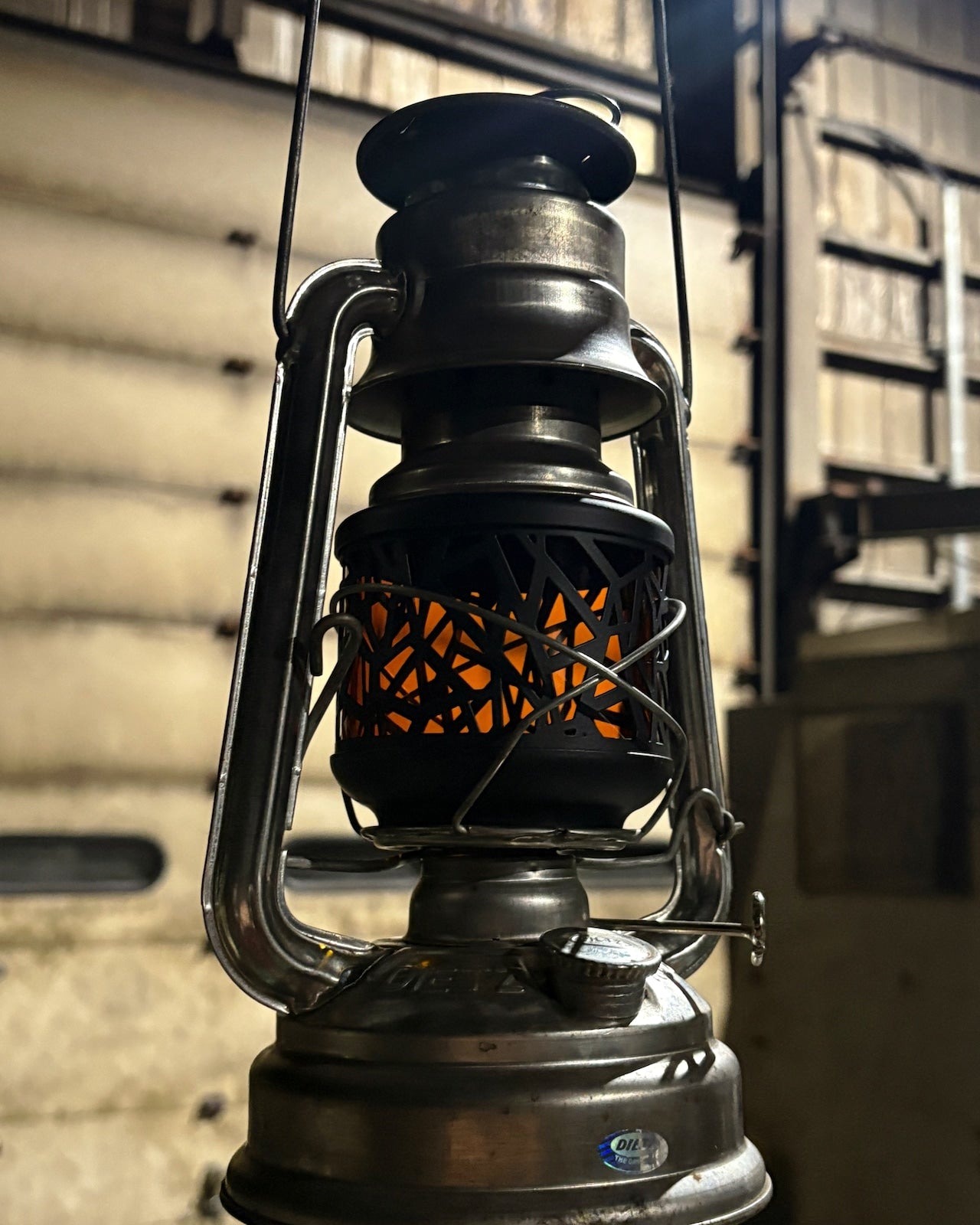 1/f space iron glove